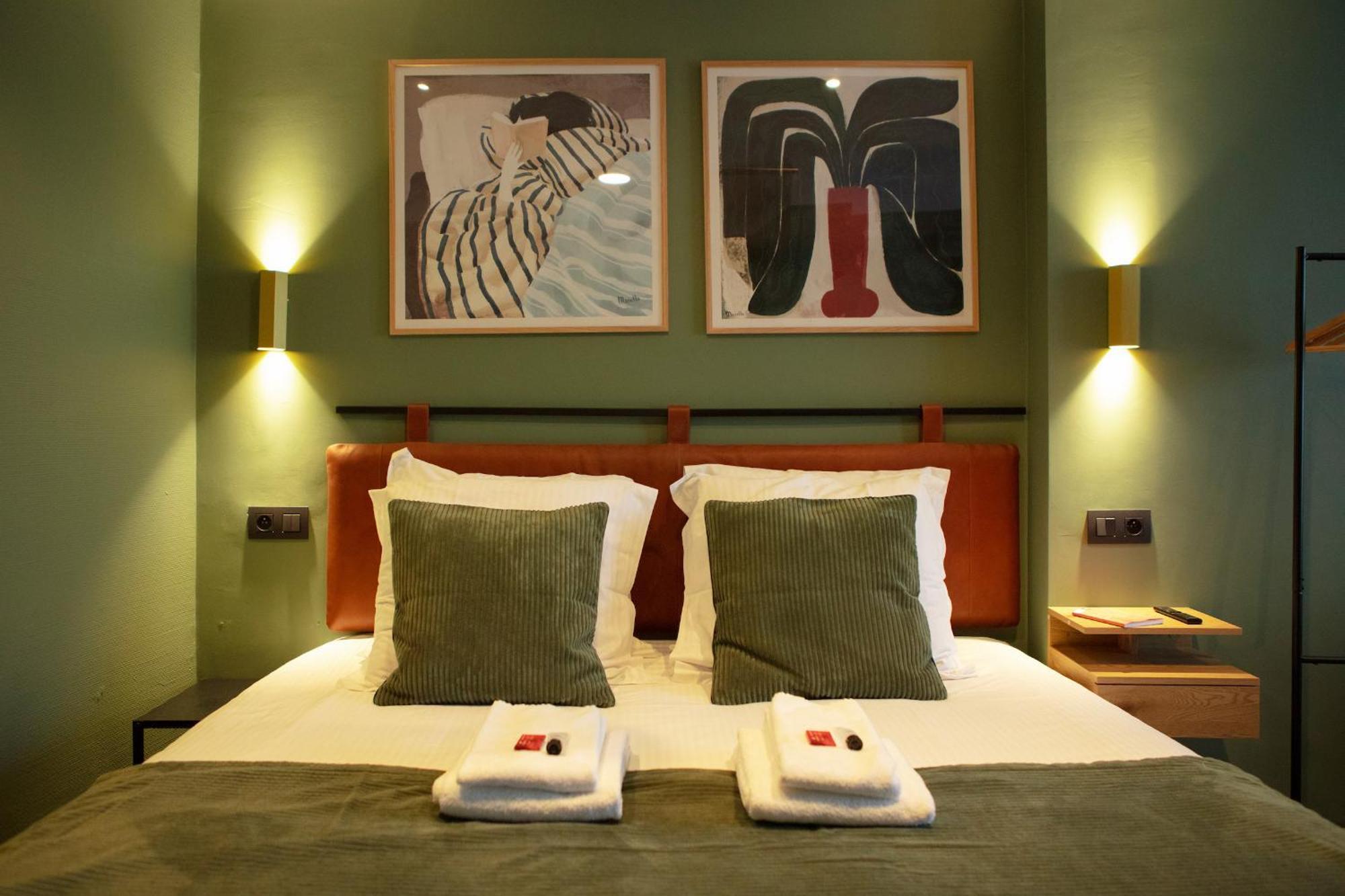 Hotel Gillis Eight By Romy&travis Bruges